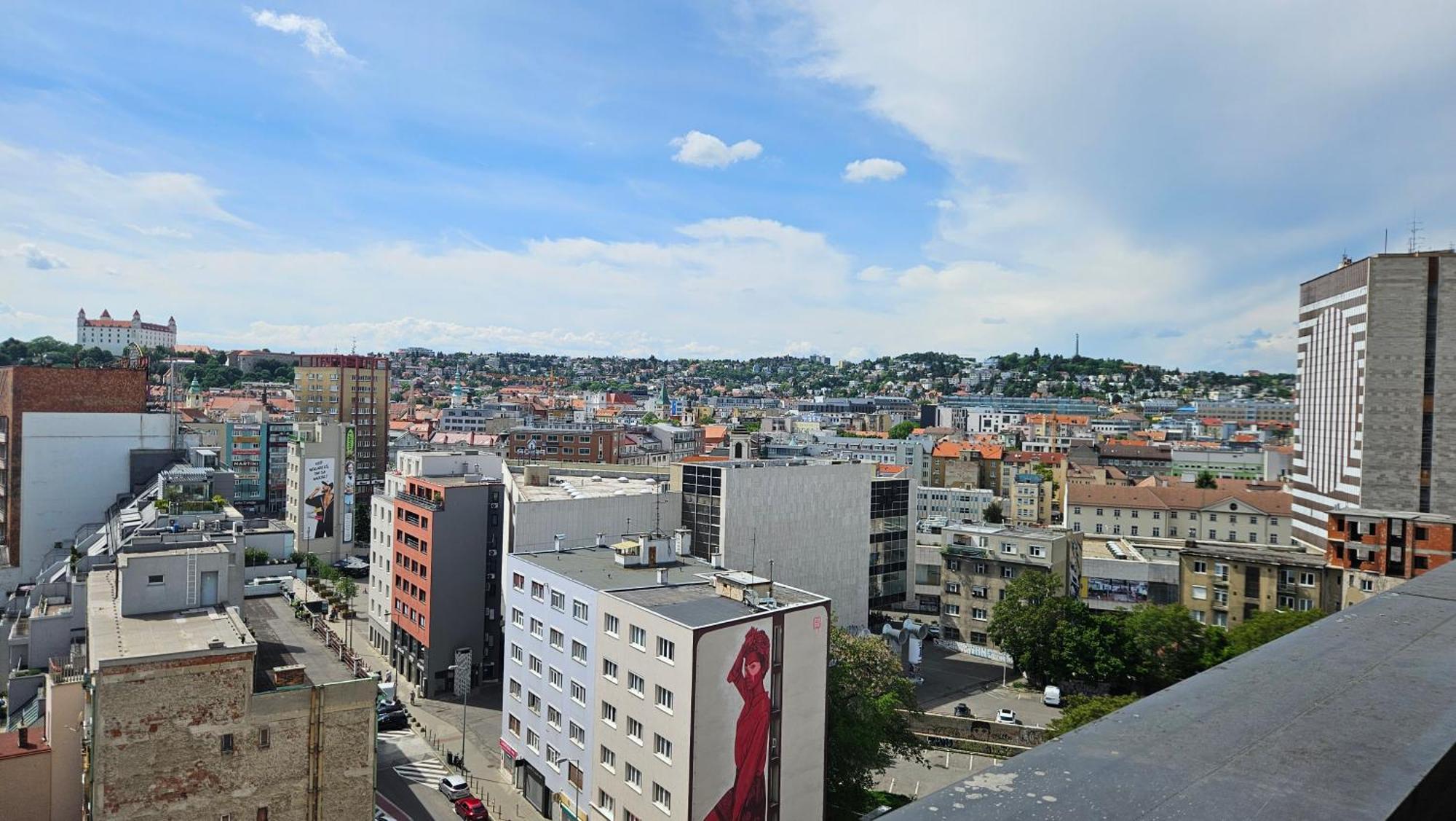 Panorama View Design Apt In Old Town - Free Parking Bratislava Bagian luar foto
